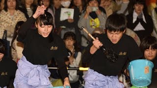 高鍋高校「神武さま広場」 書道パフォーマンス（20181027） [upl. by Kataway]