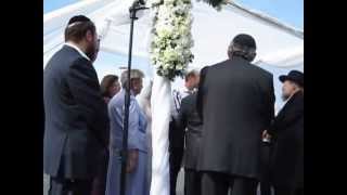 Orthodox Jewish wedding Orthodoxe jüdische Hochzeit חופה יהודית [upl. by Jory]