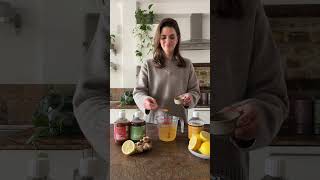 How to enjoy Apple Cider Vinegar this winter applecidervinegarbenefits manukahoney shorts [upl. by Jarrid]