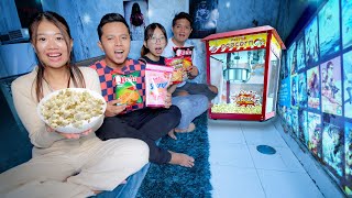 BIKIN BIOSKOP DI GUDANG NONTON FILM HOROR SEREM BANGET [upl. by Fellner]