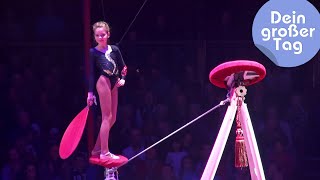 Balanceakt im Circus Roncalli  Romy als Zirkusartistin  Dein großer Tag  SWR Plus [upl. by Eirrehs340]