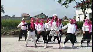 PIAO YANG GUO HAI LAI KAN NILine DanceChoreo by Heru TianINAJune 202432 Count4 Wall4 Tag [upl. by Tsirc925]