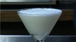 Martinis  How to Make a Drink Using Vodka and White Chocolate [upl. by Schiff]