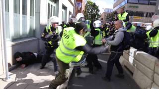 Det blev en stökig demonstration för Svenskarnas Parti i Jönköping [upl. by Glen310]