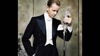 Max Raabe und das Palast Orchester  Moon of Alabama Alabama Song [upl. by Lizette432]