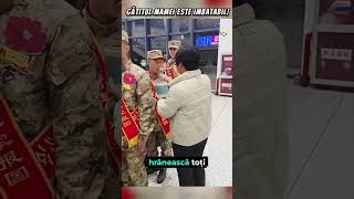 MAMA ÎȘI HRĂNEȘTE FIUL SOLDAT curiozități viral emotional poveste [upl. by Neyr]