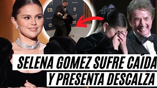 Selena Gomez Sufre CAÍDA y Presenta Premio Descalza en SAG Awards [upl. by Gerrard52]