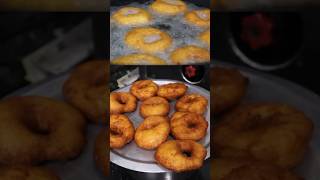 का होतात व्यवसायिकांचे उडीद वडे कुरकुरीत बघा ￼ udid vada recipe in Marathi recipe khakikha [upl. by Esirahs]