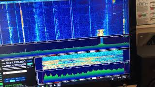 HDSDR and Ham Radio Deluxe panadapter with Yaesu FTdx3000 [upl. by Mallina371]