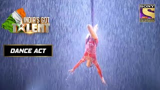 A BlindFolded Aerial Dance Act With Bold Stunts  Indias Got Talent Season 8  Dance Act [upl. by Eetnod]