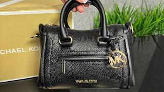 Распаковка сумки MICHAEL KORS Carine ExtraSmall Pebbled Leather Satchel black [upl. by Salvadore178]