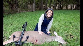 Shoulder shot with Rage Trypan broadhead Massive Hole [upl. by Erund]