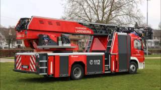 Drehleiter Feuerwehr Ladenburg [upl. by Evannia]