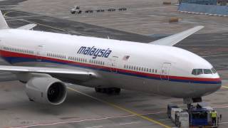 Malaysia B7772H6ER 9MMRO at Frankfurt Main Airport [upl. by Esnahc]