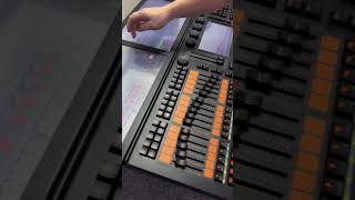 Controler dj mixing dj controller tech trending [upl. by Ailhat]