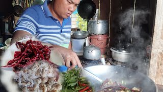 Usus Babi Masak Goring Cili kering Pedas Kaw kaw punya Rasa [upl. by Htomit416]