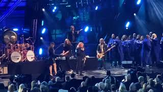 Kelly Clarkson Lou Graham Foreigner RRHOF Inductee Ceremony 2024One of the best that night [upl. by Powder]