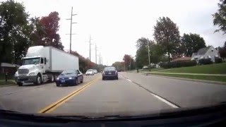 Driving through the suburbs of Cleveland Ohio [upl. by Gaylord]