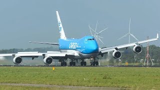 TOP 10 CROSSWIND LANDINGS of 2019  AIRBUS A380 BOEING 747 GO AROUND  4K [upl. by Akenaj539]