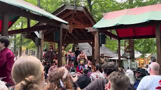 Maryland Renaissance Festival Pub Sing Wild Mountain Thyme [upl. by Ocnarfnaig]