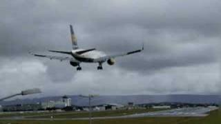 Icelandic Handball Team landing in ReykjavikBejing 2008 [upl. by Emmeram]