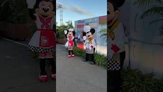 RUN DISNEY 10K Super Cute Characters 🥰 disney rundisney running [upl. by Tnairb]