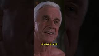 Quando cade la saponetta 😂Leslie Nielsen scena divertente dal film Una pallottola spuntata 33⅓ [upl. by Donal]