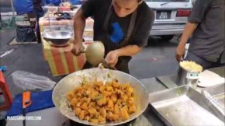 Cooking Salted Egg Chicken [upl. by Vories839]