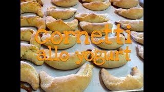 CORNETTI ALLO YOGURT quotZEROquot FATTI IN CASA DA BENEDETTA  senza zucchero senza burro senza uova [upl. by Auqenet]