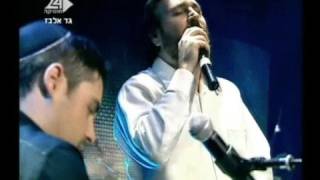 גד ובני אלבז  כל החיילים  Gad Elbaz Live in Caesarea [upl. by Watkin]