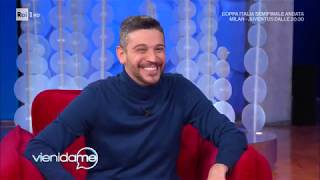 Mauro Iandolo tra danza e lingua dei segni  Vieni da me 13022020 [upl. by Eillor]