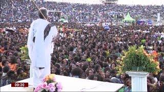 ድምፃዊ መንገሻ ረዳኢ ኣብ መደርኽ በዓል ኣሸንዳ 2011  Artist Mengesha Redae on Stage 2019 [upl. by Roxanne]