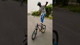 No handle No Problem😳 bikelife rider wheelie stunt cycle cyclestunt mtb bike fail [upl. by Karlik]