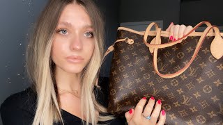 ASMR Whats In My Bag Close Whispering [upl. by Accemahs]