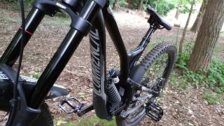 MTB SUPREME DH V42 2017 COMMENCAL BIKES コメンサル マウンテンバイク [upl. by Shererd559]