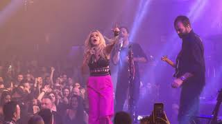 Anna Vissi ft Konstantinos Argiros  Athina Mou Telika Medley  Barbarella Live Party 13112021 [upl. by Nnelg]