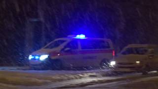 Schneechaos in Wismar  RTW mit NEF JUH  FuStW Polizei Wismar [upl. by Von]