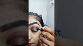 Eyeliner lagane ka aasan tarikasimple and very easy eyeliner lagane ka tarika batayeeyeliner [upl. by Idyh]