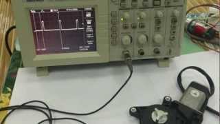 DC motor PWM speed and direction control using relays and single transistor [upl. by Ytak]