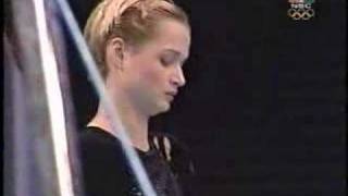 Svetlana Khorkina  2000 Olympics AA  Uneven Bars [upl. by Nosemyaj]