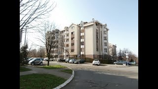 Filmski grad Arcibalda Rajsa 32m  stan na prodaju Beograd Cukarica [upl. by Ablem]