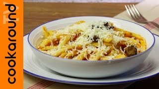 Pasta alla norma  Ricetta siciliana con le melanzane [upl. by Adnomar]