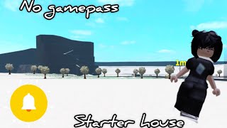 Building a no gamepass starter house7000 in Roblox bloxburg [upl. by Austreng]