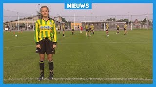 Meisjes willen niet meer voetballen in jongenskleren [upl. by Nedrah]