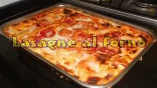 Come fare delle spettacolari Lasagne al forno cotte nel forno a legna Pizza Party by Vincenzo [upl. by Okemak47]