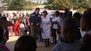 Over UNICEF corporate film lange versie deel 1  UNICEF [upl. by Enaid]