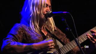 Elle King  quotI Told You I Was Meanquot Live on eTown [upl. by Peednama]