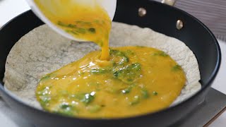 Pour 3 eggs into the tortilla and youll be amazed by the results Simple and delicious breakfast [upl. by Leduar]