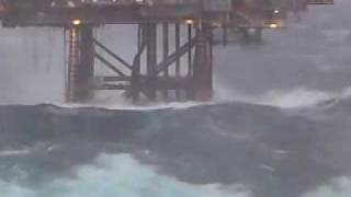 HUGE WAVE HITS DUNBAR OIL RIG NORTH SEA [upl. by Cirdet]