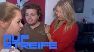 Skrupellose Frau nimmt geistig Behinderten aus  Auf Streife  SAT1 TV [upl. by Ibocaj528]